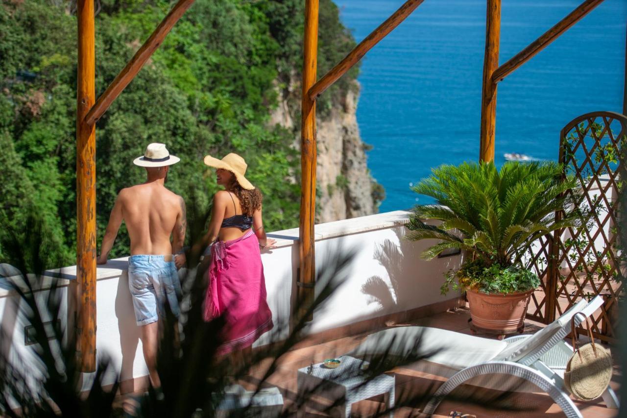 Hotel La Pergola Amalfi Exterior photo